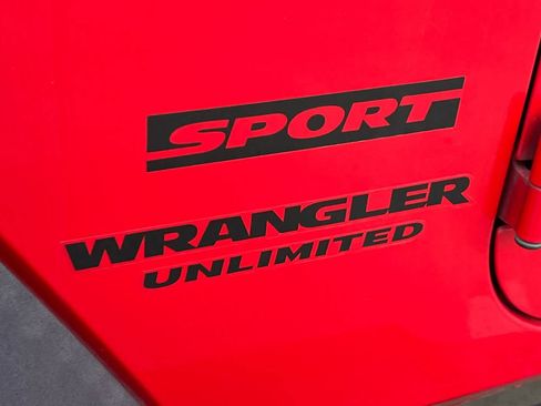 Used 2017 Jeep Wrangler Unlimited Sport w/ Quick Order Package 24S image 15