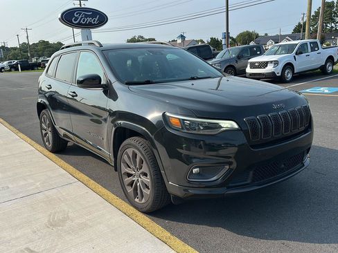 Used 2021 Jeep Cherokee High Altitude AWD/4WD image 3