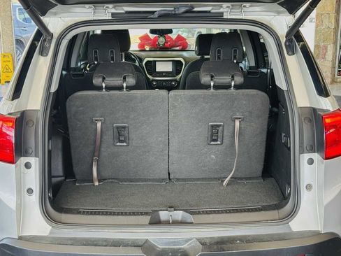 Used 2019 GMC Acadia SLE FWD image 22