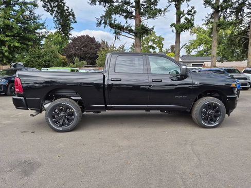 New 2027 RAM 2500 Laramie w/ Night Edition AWD/4WD image 8