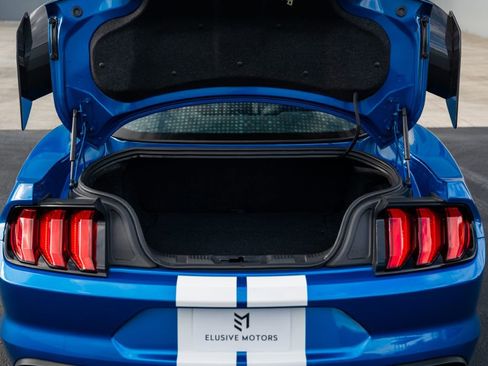 Used 2021 Ford Mustang Shelby GT500 w/ Carbon Fiber Track Pack image 44