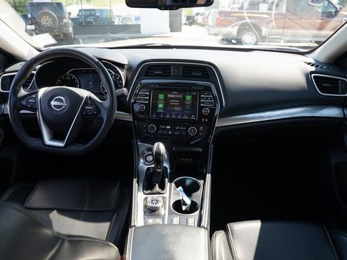 Used 2023 Nissan Maxima SV w/ Floor Mat Group image 8
