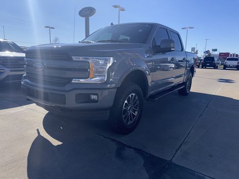 Used 2019 Ford F150 Lariat image 12