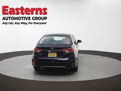 Used 2021 Toyota Corolla LE FWD image 37