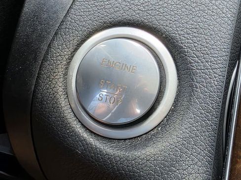 Used 2015 Mercedes-Benz C 300 Sedan image 20