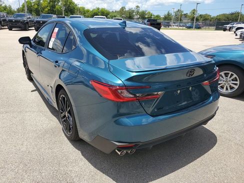New 2025 Toyota Camry SE image 7