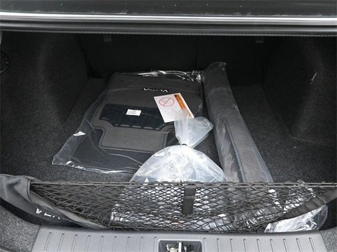 New 2025 Nissan Versa SV w/ Trunk Package image 27