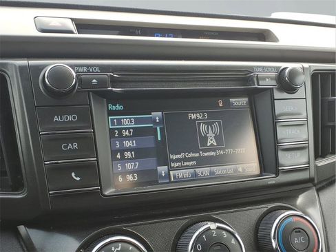 Used 2014 Toyota RAV4 LE image 5