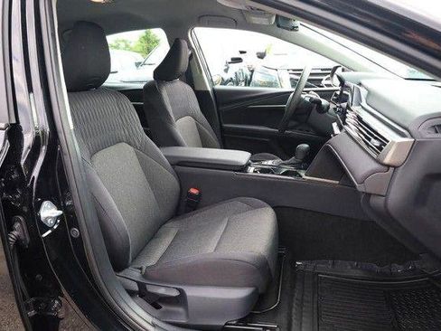 Used 2025 Toyota Camry LE FWD image 24