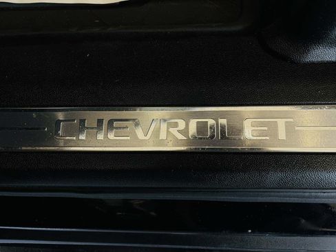 Used 2021 Chevrolet Tahoe Premier AWD/4WD image 33