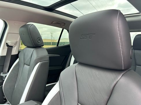 New 2026 Buick Envision Sport Touring image 14