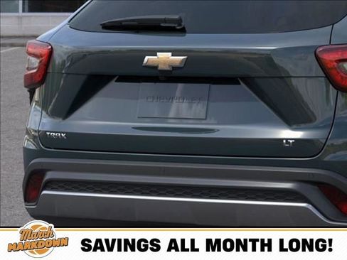 New 2026 Chevrolet Trax LT w/ Driver Confidence Package image 14