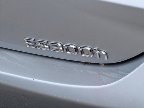Certified 2024 Lexus ES 300h F Sport FWD image 8