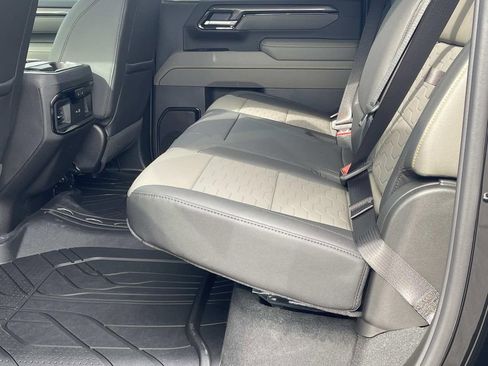 New 2026 Chevrolet Silverado 2500 ZR2 image 13