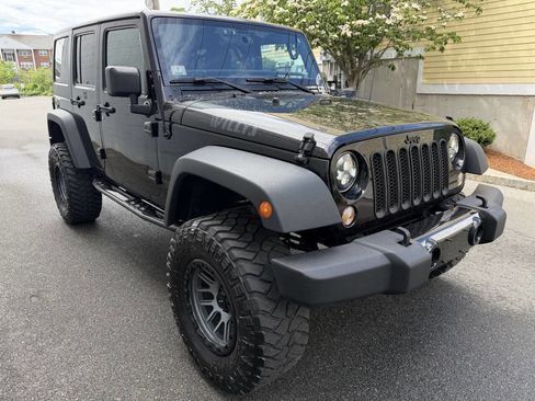 Used 2016 Jeep Wrangler Unlimited Sport AWD/4WD image 7