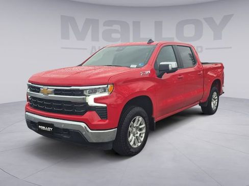 Used 2025 Chevrolet Silverado 1500 LT w/ Z71 Off-Road Package image 1