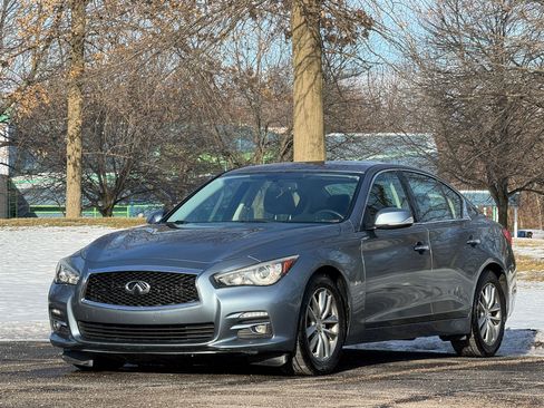 Used 2017 INFINITI Q50 3.0t Premium image 2