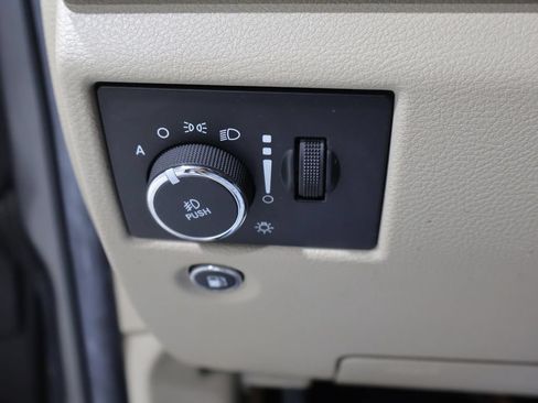 Used 2014 Jeep Grand Cherokee Limited AWD/4WD image 32