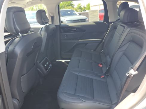 New 2026 Lincoln Nautilus Reserve w/ Jet Appearance Package AWD/4WD image 28