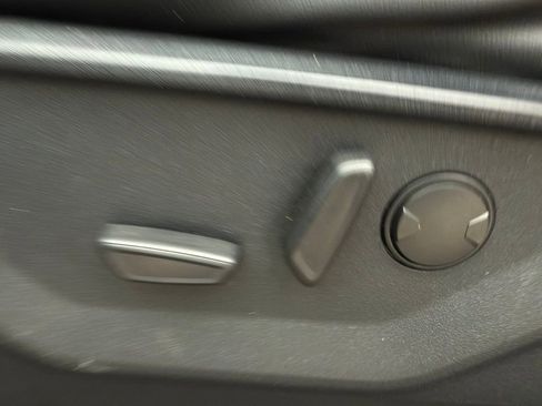 Used 2022 Ford F150 XLT w/ Equipment Group 302A High image 19