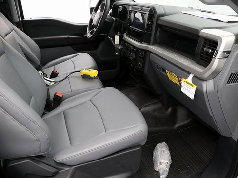 New 2025 Ford F450 XL w/ XL Chrome Package image 26