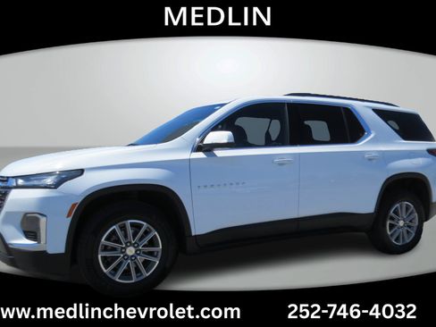 Used 2022 Chevrolet Traverse LT FWD image 6