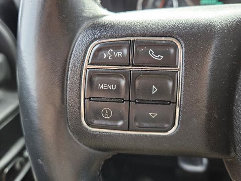 Used 2014 Jeep Wrangler Unlimited Rubicon w/ Connectivity Group image 21