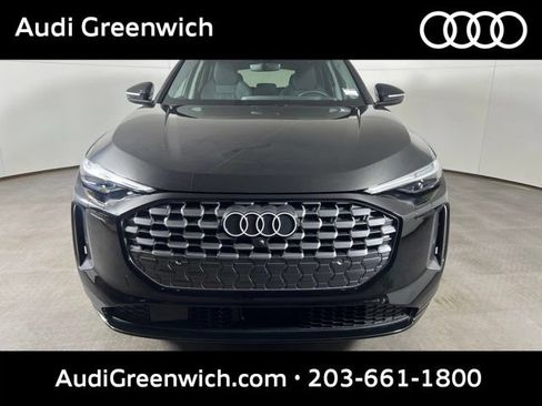 Used 2025 Audi Q5 Premium Plus w/ Premium Plus AWD/4WD image 2