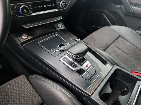 Used 2018 Audi SQ5 Premium Plus AWD/4WD image 21
