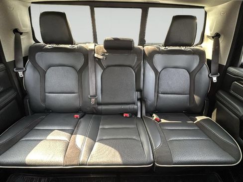 Used 2022 RAM 1500 Laramie AWD/4WD image 29