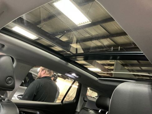 Certified 2023 GMC Terrain SLT w/ LPO, Floor Liner Package AWD/4WD image 12