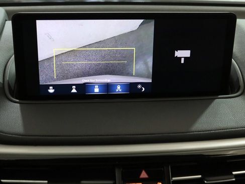 Used 2023 Acura MDX SH-AWD image 23