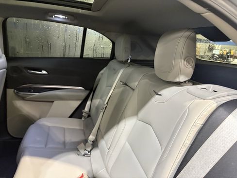 Used 2019 Cadillac XT4 Luxury w/ Cold Weather Package image 34