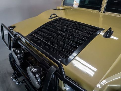 Used 2004 HUMMER H1 4-Door Open Top image 65