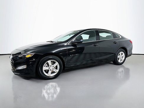 Used 2023 Chevrolet Malibu LT image 3