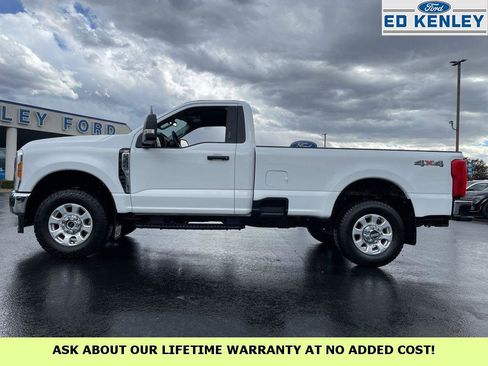 Used 2023 Ford F350 XLT w/ Camper Package image 2