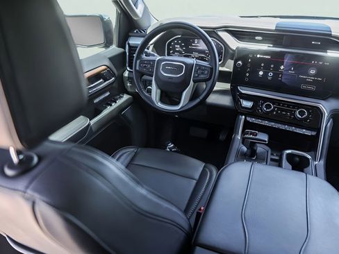 Used 2023 GMC Sierra 1500 Denali w/ Denali Reserve Package AWD/4WD image 29