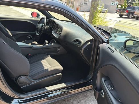 Used 2022 Dodge Challenger SXT RWD image 24