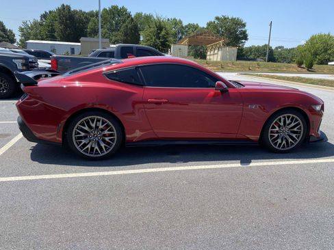 Used 2024 Ford Mustang GT Premium RWD image 8