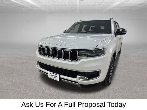 Used 2024 Jeep Wagoneer Series II w/ Convenience Group I AWD/4WD image 6