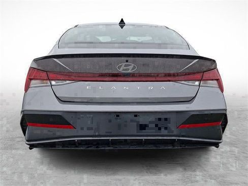 New 2026 Hyundai Elantra SEL Sport Premium FWD image 5