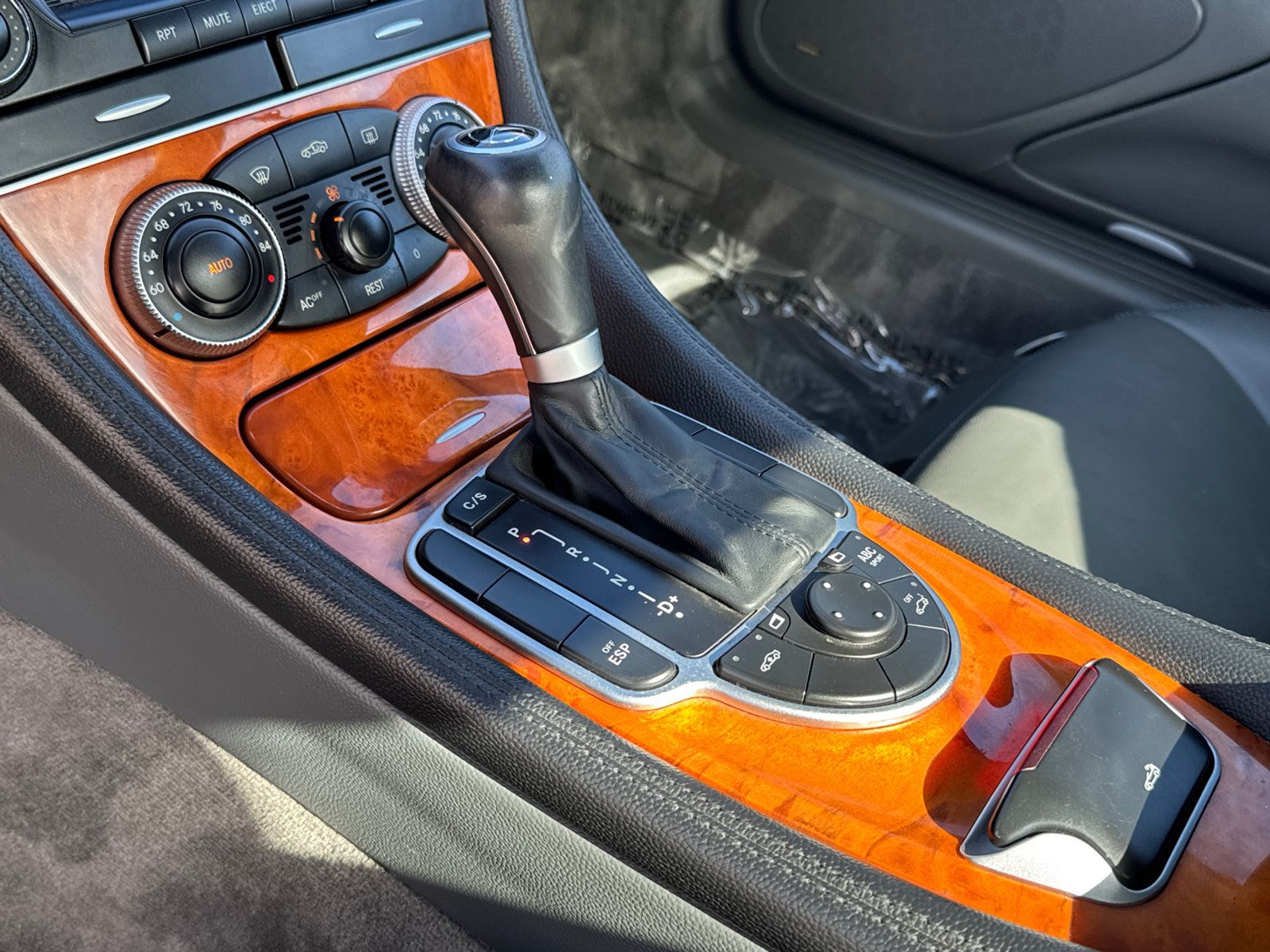Used 2005 Mercedes-Benz SL 500 image 15