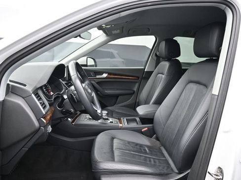Used 2018 Audi Q5 2.0T Premium Plus w/ Convenience Package AWD/4WD image 10