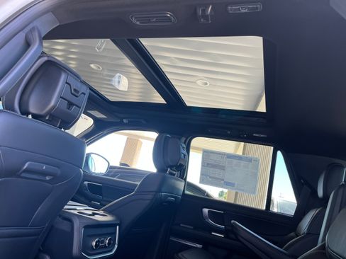 New 2026 Ford Expedition Platinum w/ Stealth Appearance Package AWD/4WD image 8