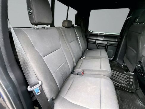 Used 2018 Ford F150 XLT w/ Equipment Group 302A Luxury AWD/4WD image 14