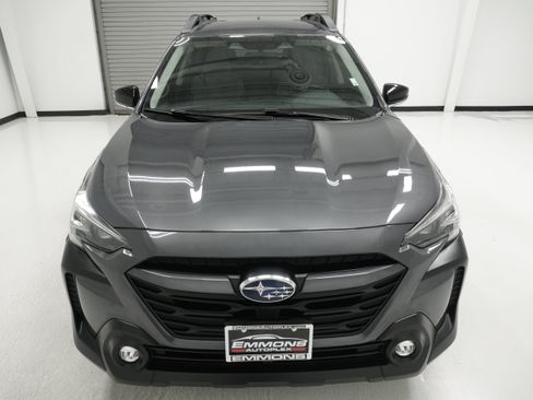 Used 2023 Subaru Outback Premium AWD/4WD image 2
