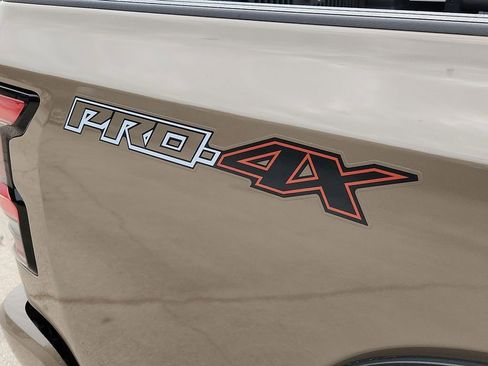 Used 2023 Nissan Frontier PRO-4X w/ Pro Convenience Package image 14