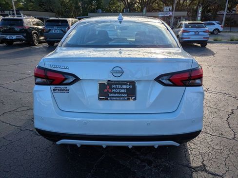 Used 2025 Nissan Versa SV w/ Trunk Package FWD image 5