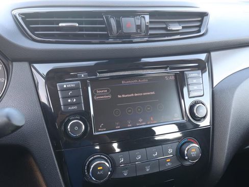 Used 2022 Nissan Rogue Sport S FWD image 19