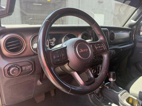 Used 2020 Jeep Wrangler Unlimited Sport S AWD/4WD image 9